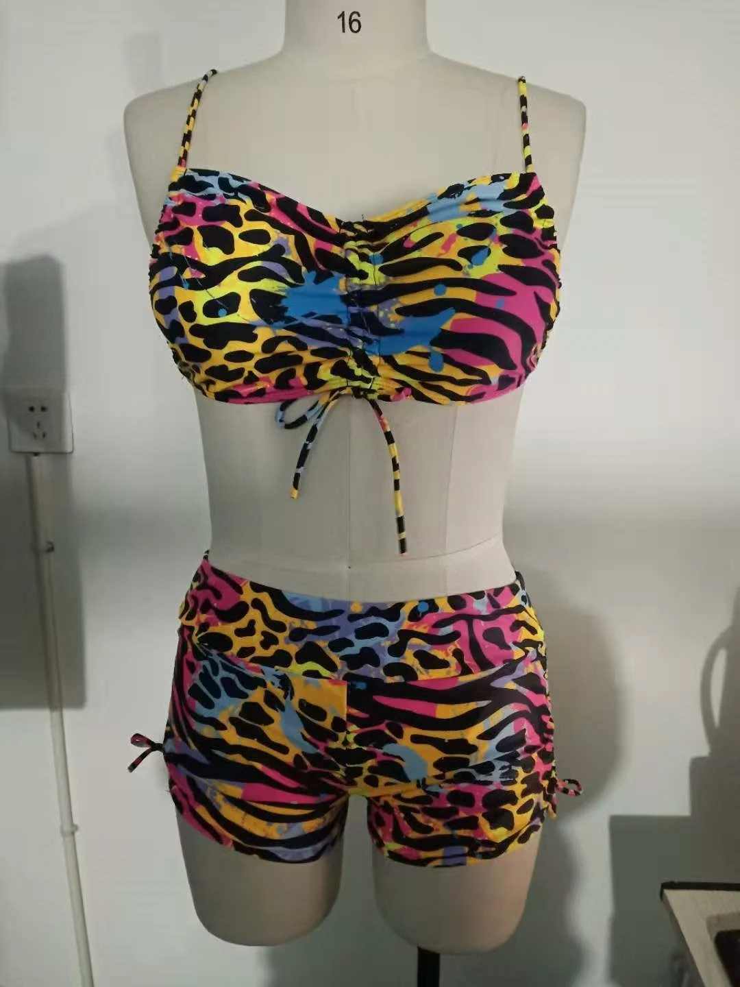Plus-Size Printed Drawstring Set, photograph 2