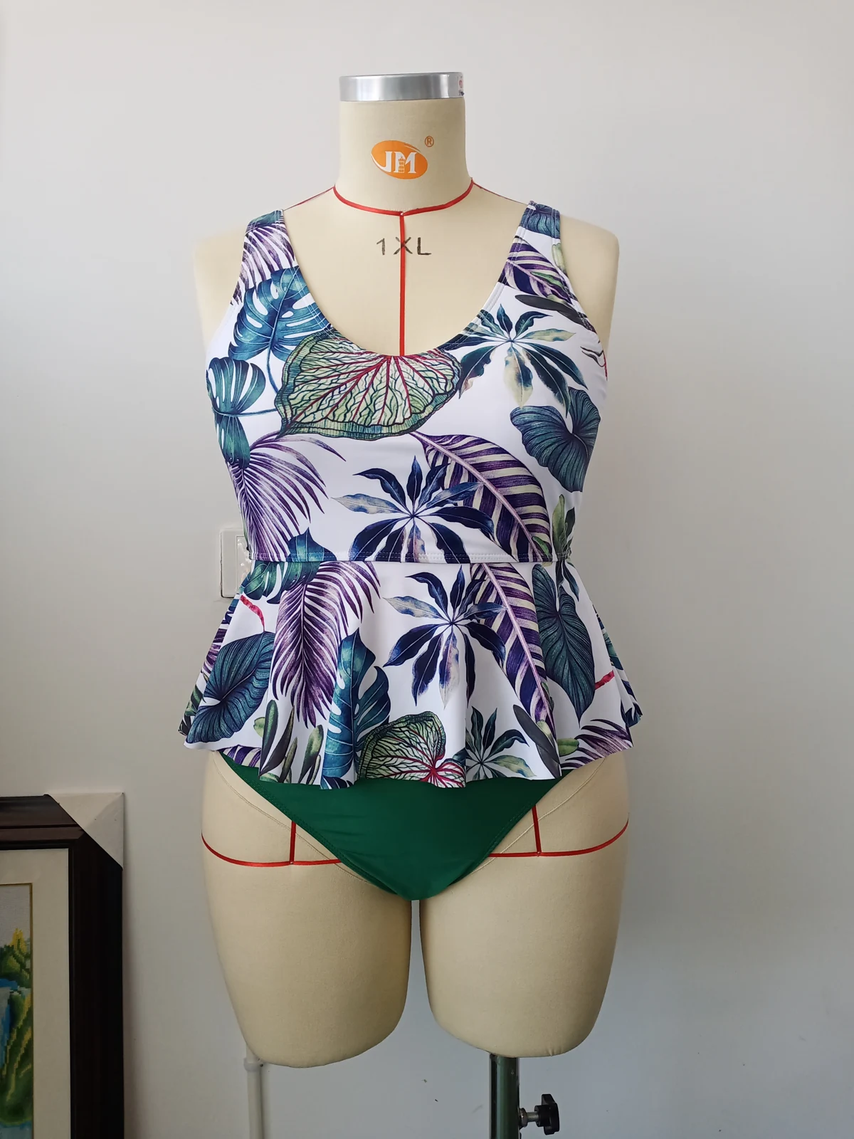 Plus-Size Palm-Print Tankini, photograph 2