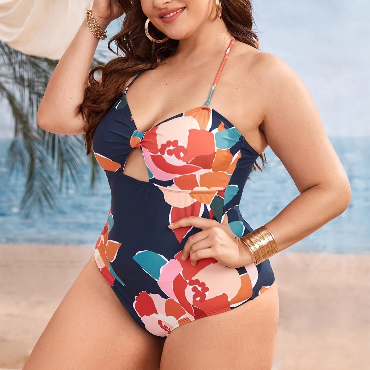 Plus-Size Botanical Cutout Suit, photograph 3