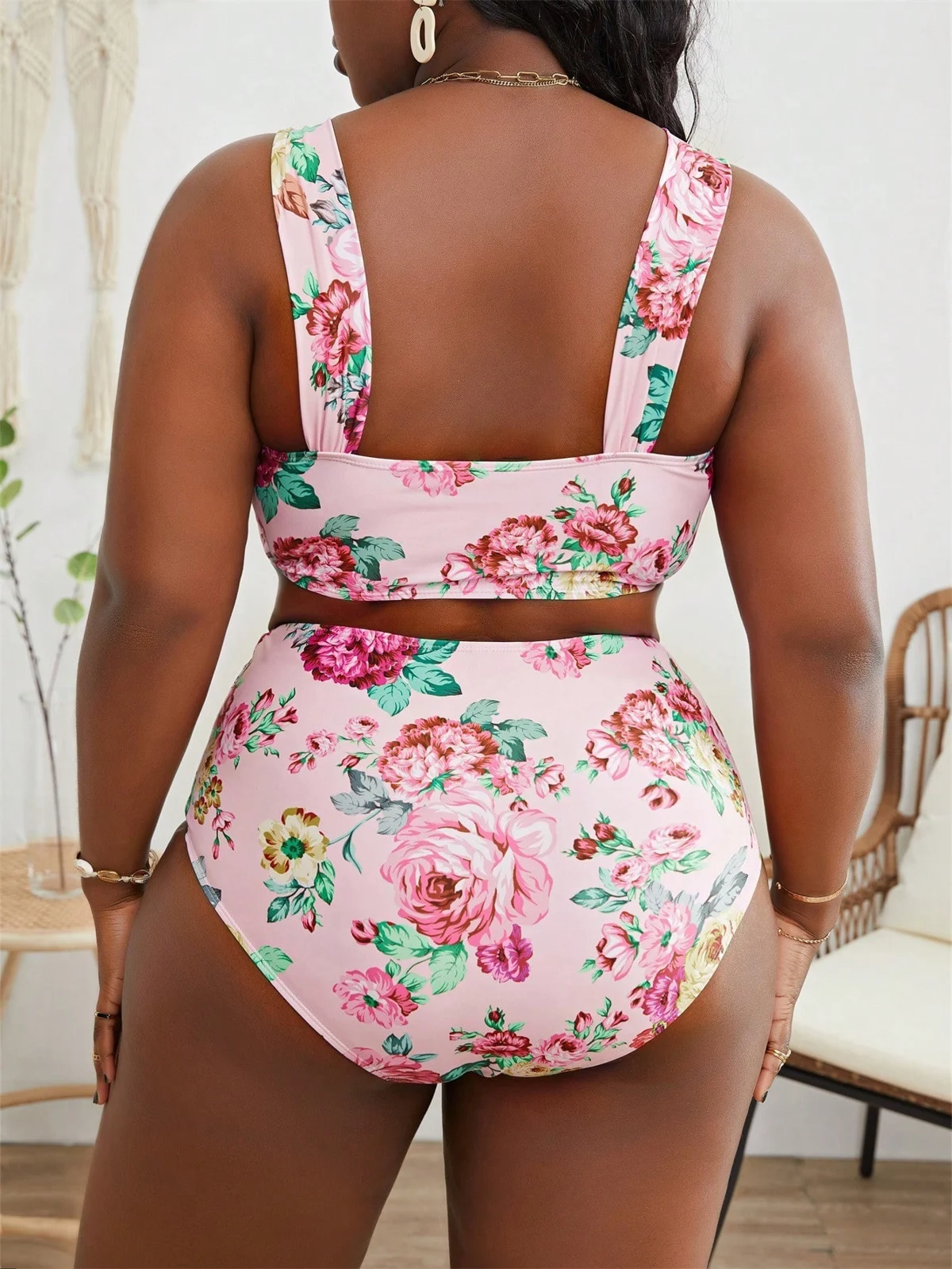 Plus-Size Rose-Print Bikini, photograph 3